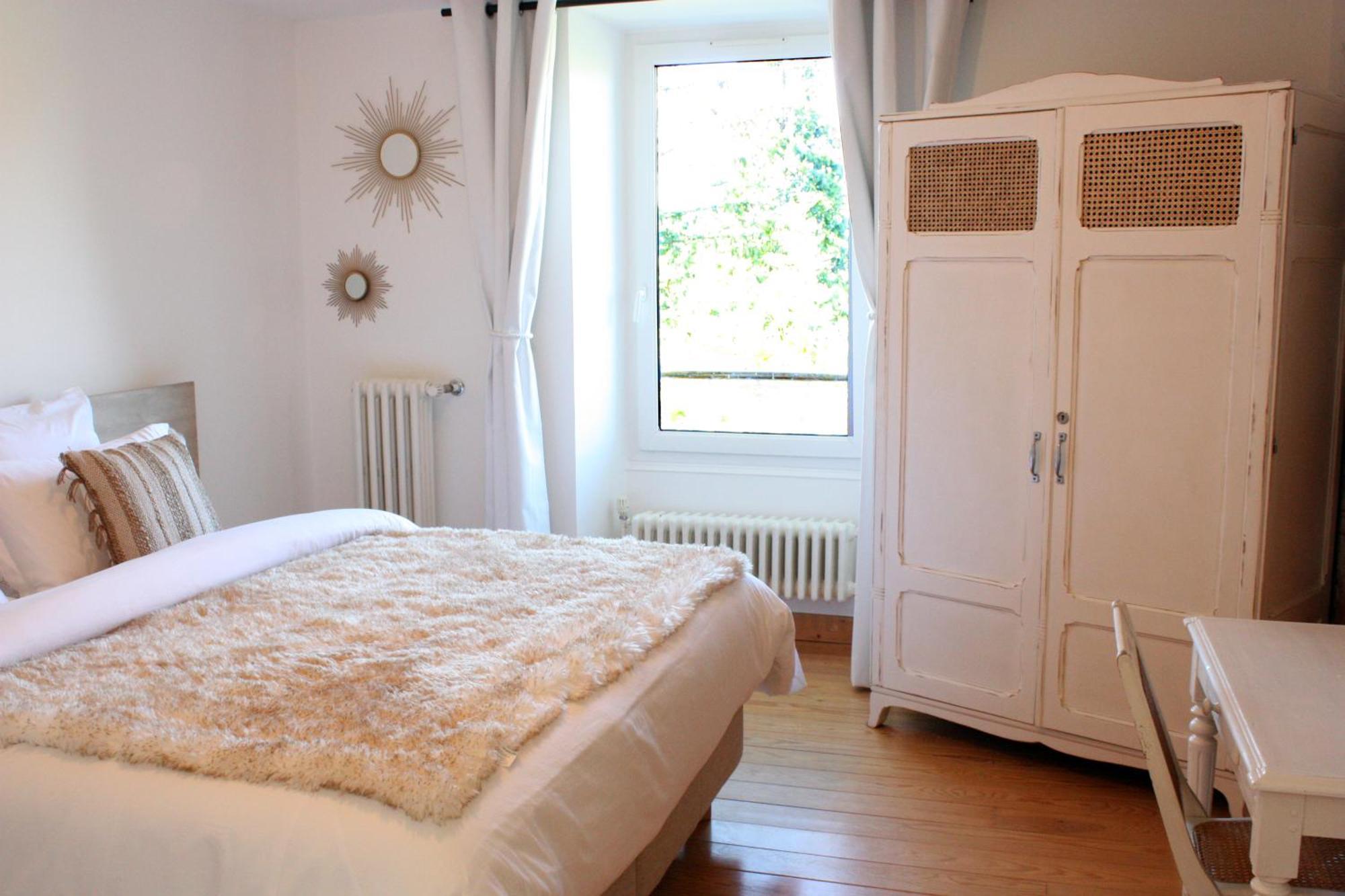 L'Escale De Beauregard Hotell Coublevie Exteriör bild